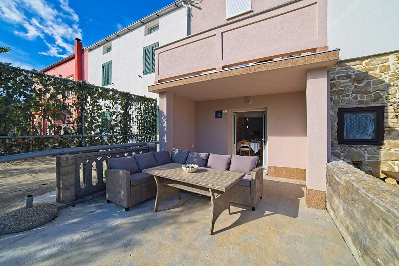 Holiday House Rab Kampor Extérieur photo