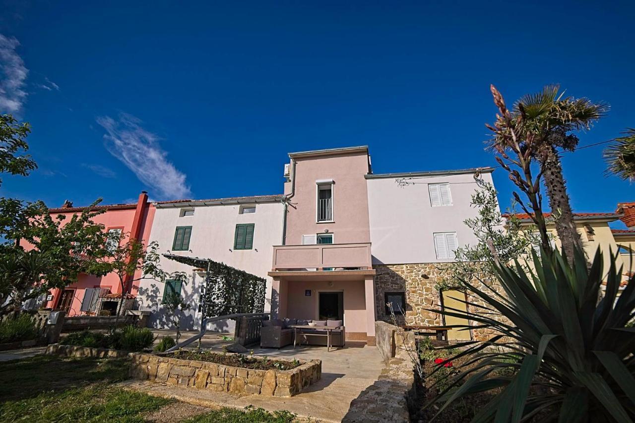 Holiday House Rab Kampor Extérieur photo